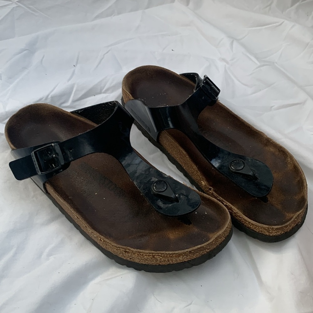 Birkenstock Giza black patent leather sandal size 39 - Picture 6 of 6